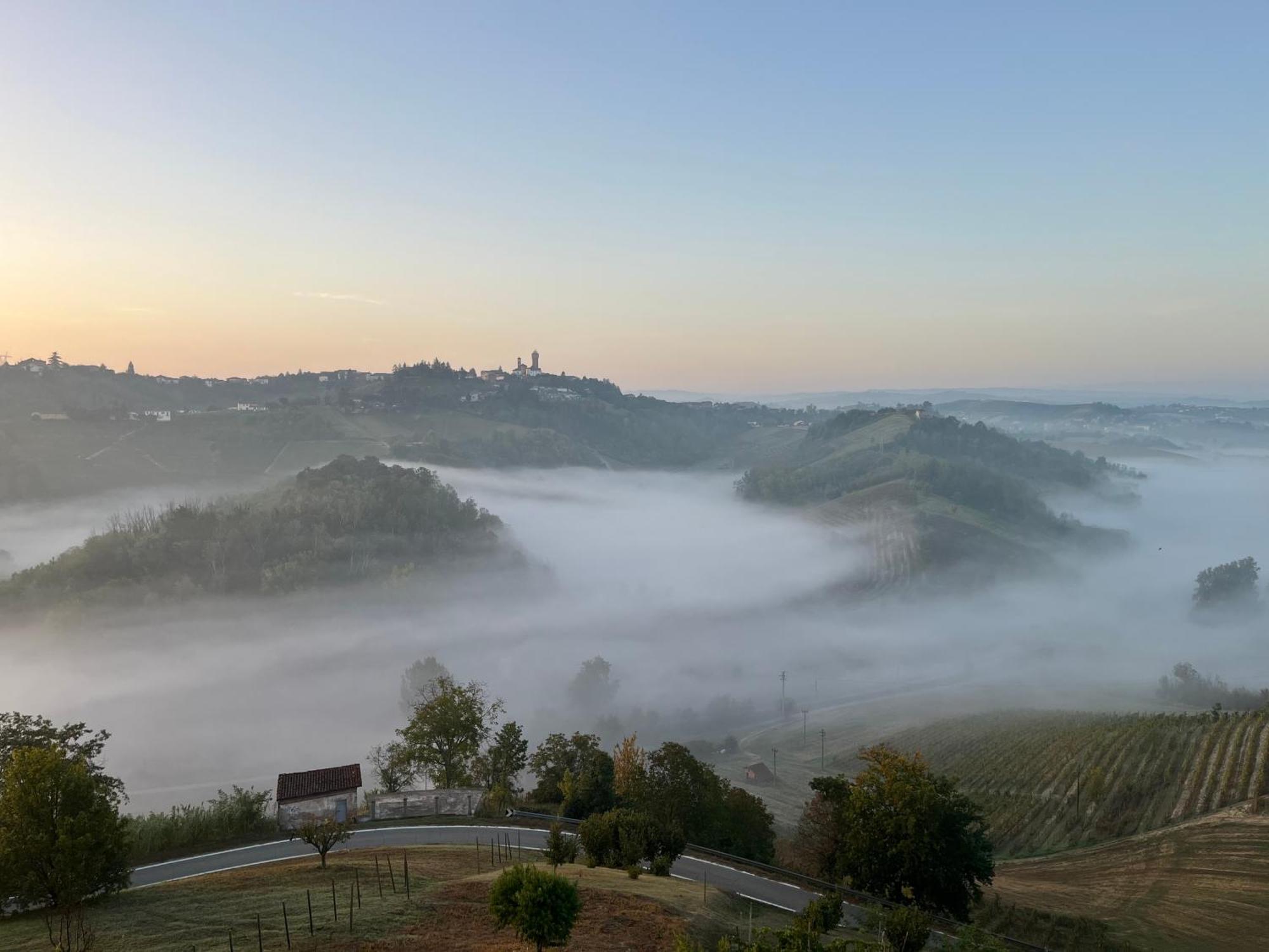 Agriturismo I Suri Асти Екстериор снимка