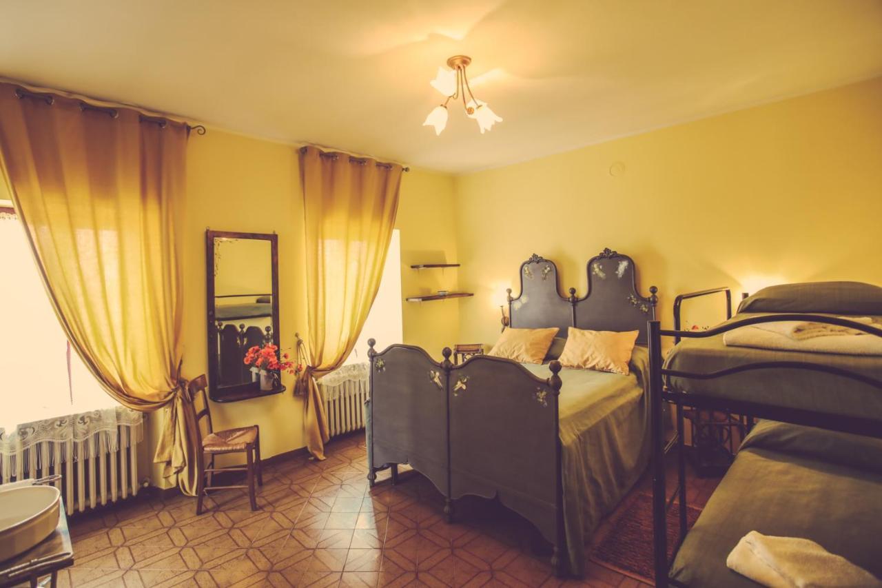Agriturismo I Suri Асти Екстериор снимка