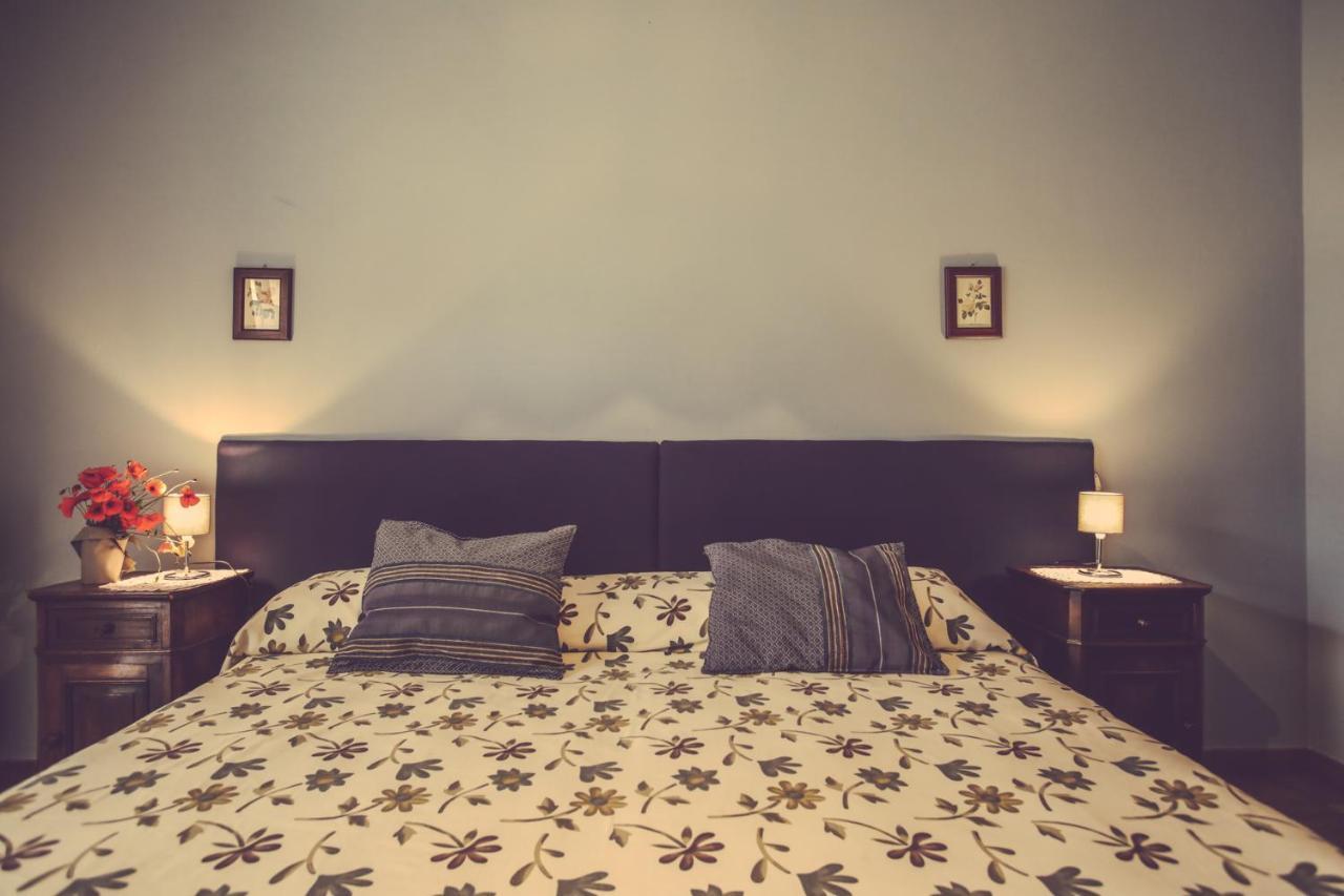 Agriturismo I Suri Асти Екстериор снимка